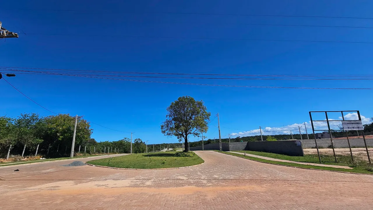 Lote na Planta (parcelas de R$689) em condomínio fechado c Piscina na Linha verde