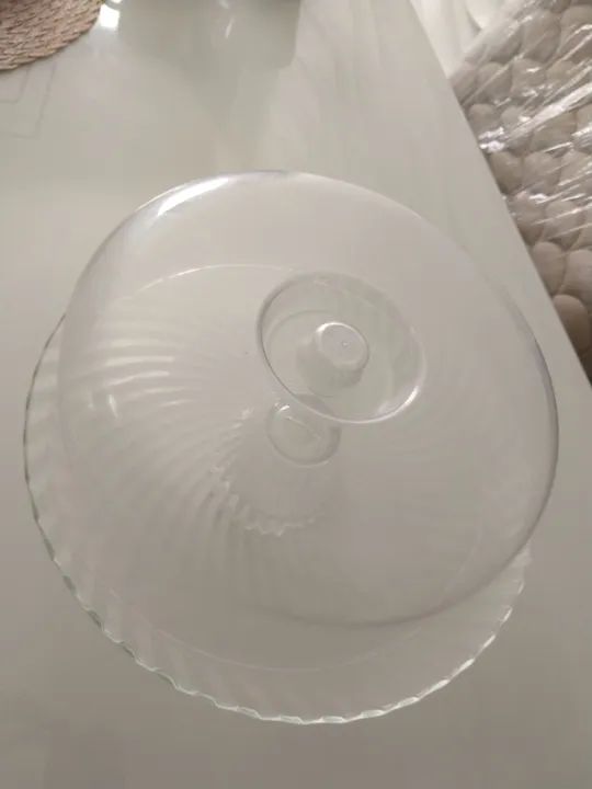 Boleira comTampa para bolo em acrílico transparente