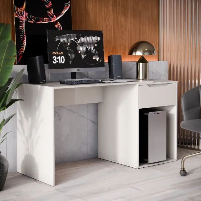 Modern Computer Desk – Multiple Colors – NEW