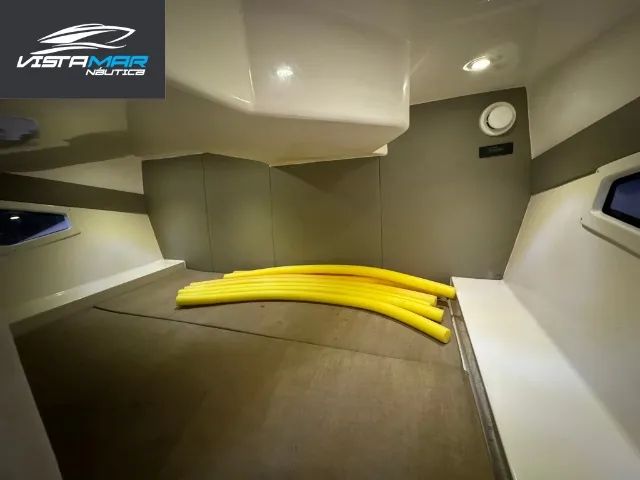 Lancha Royal Mariner 30 pés 2018 - Foto 2