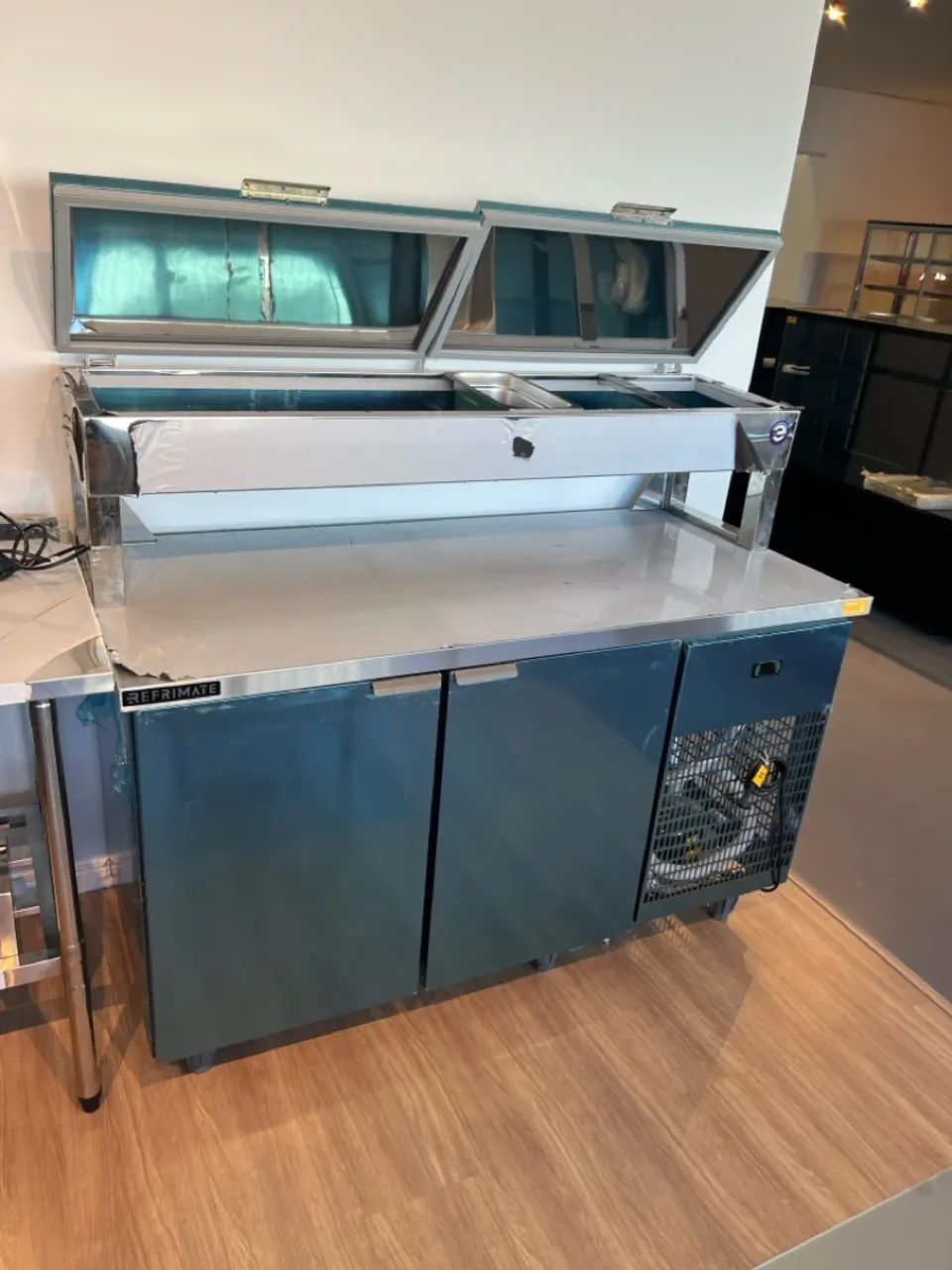 Condimentadora 1.50m refrigerada - pronta entrega