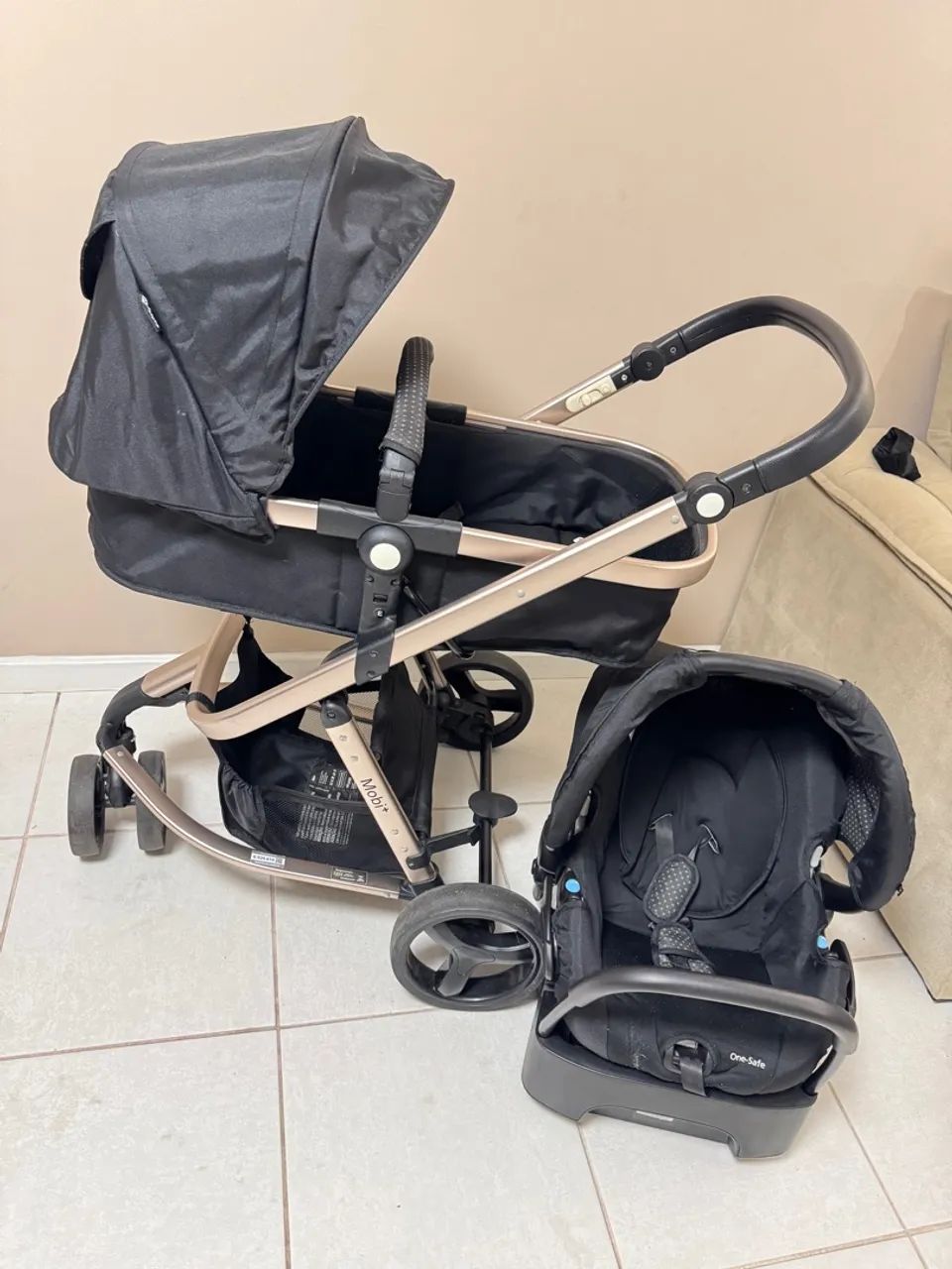 Carrinho de Bebê Safety 1st com Bebê Conforto - Foto 5