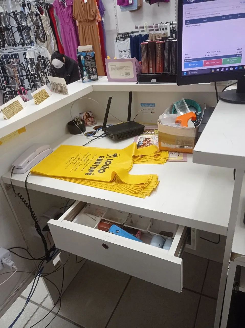 Balcão caixa e balcão para atendimento  - Foto 3