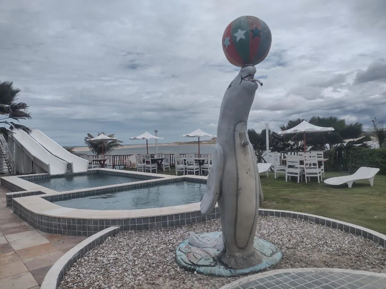 " HOTEL NA BEIRA DO MAR - PÉ NA AREIA "