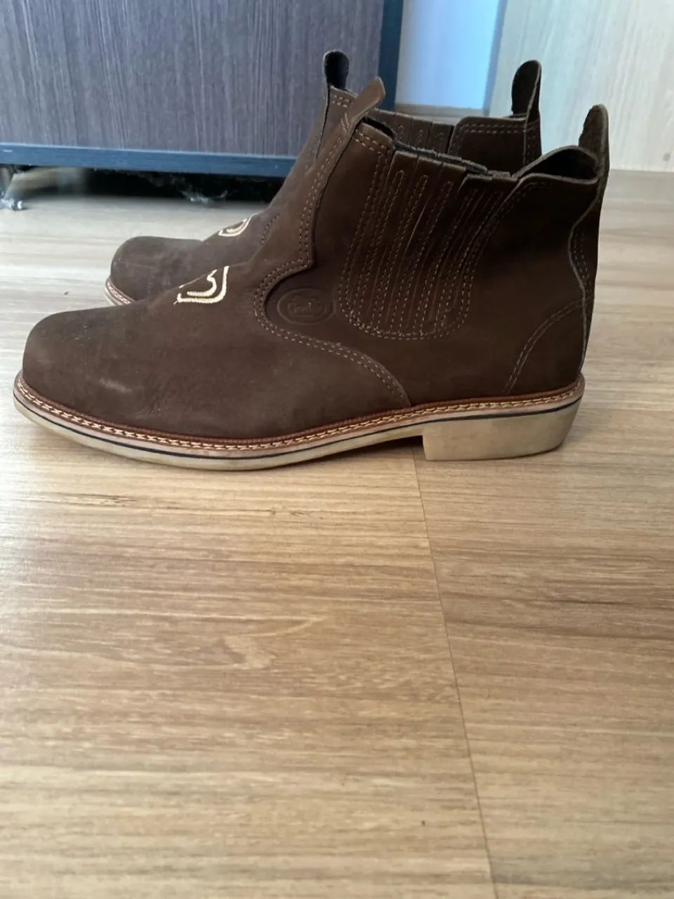 Bota marrom  - Foto 2