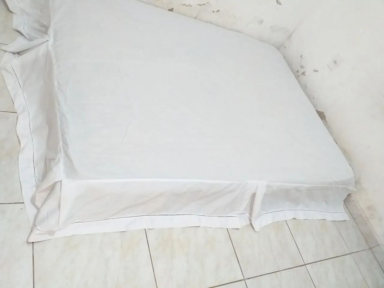 Saia box Queem 
