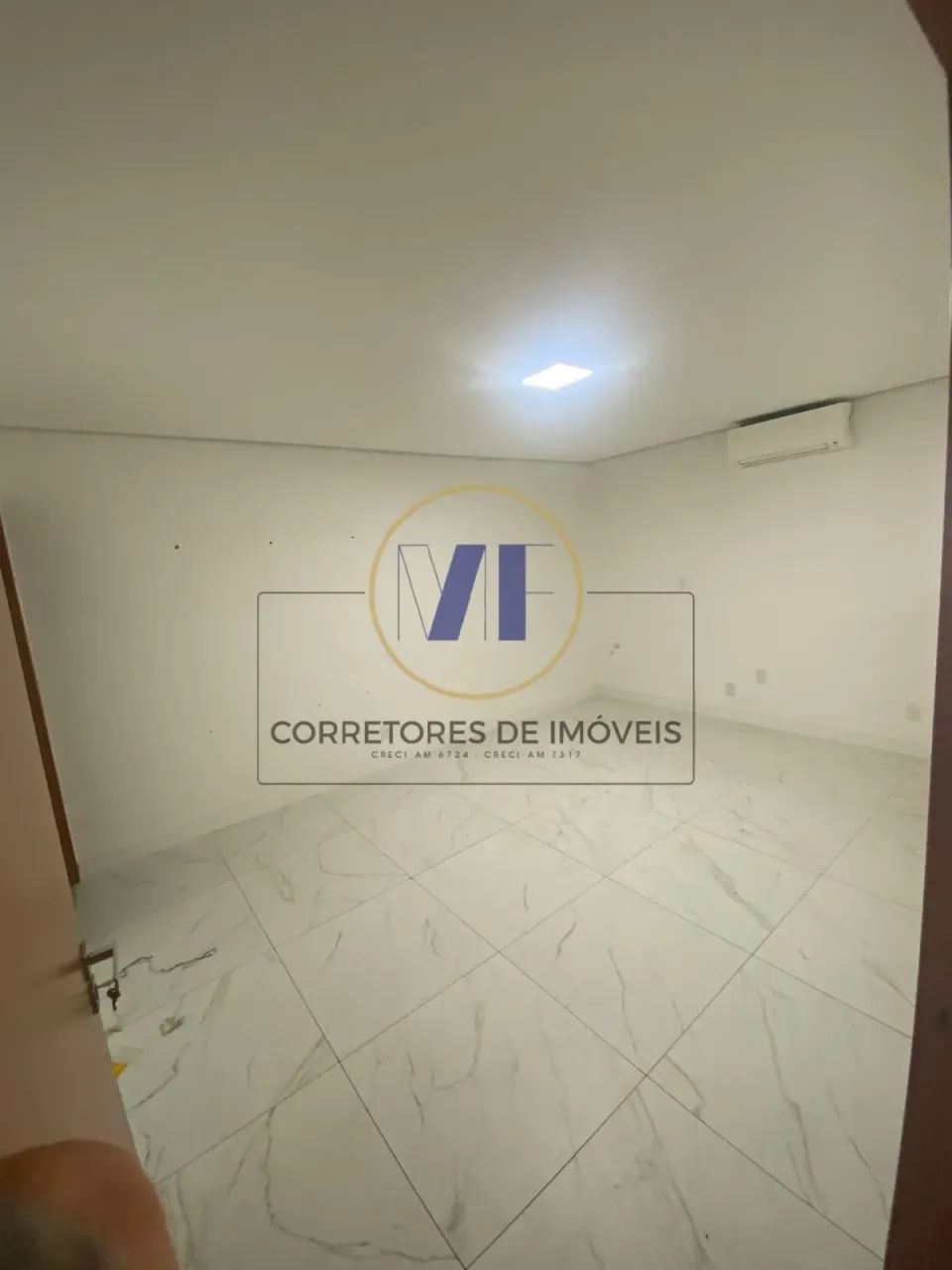 Prédio Comercial no Vieiralves todo em fino acabamento - Foto 12