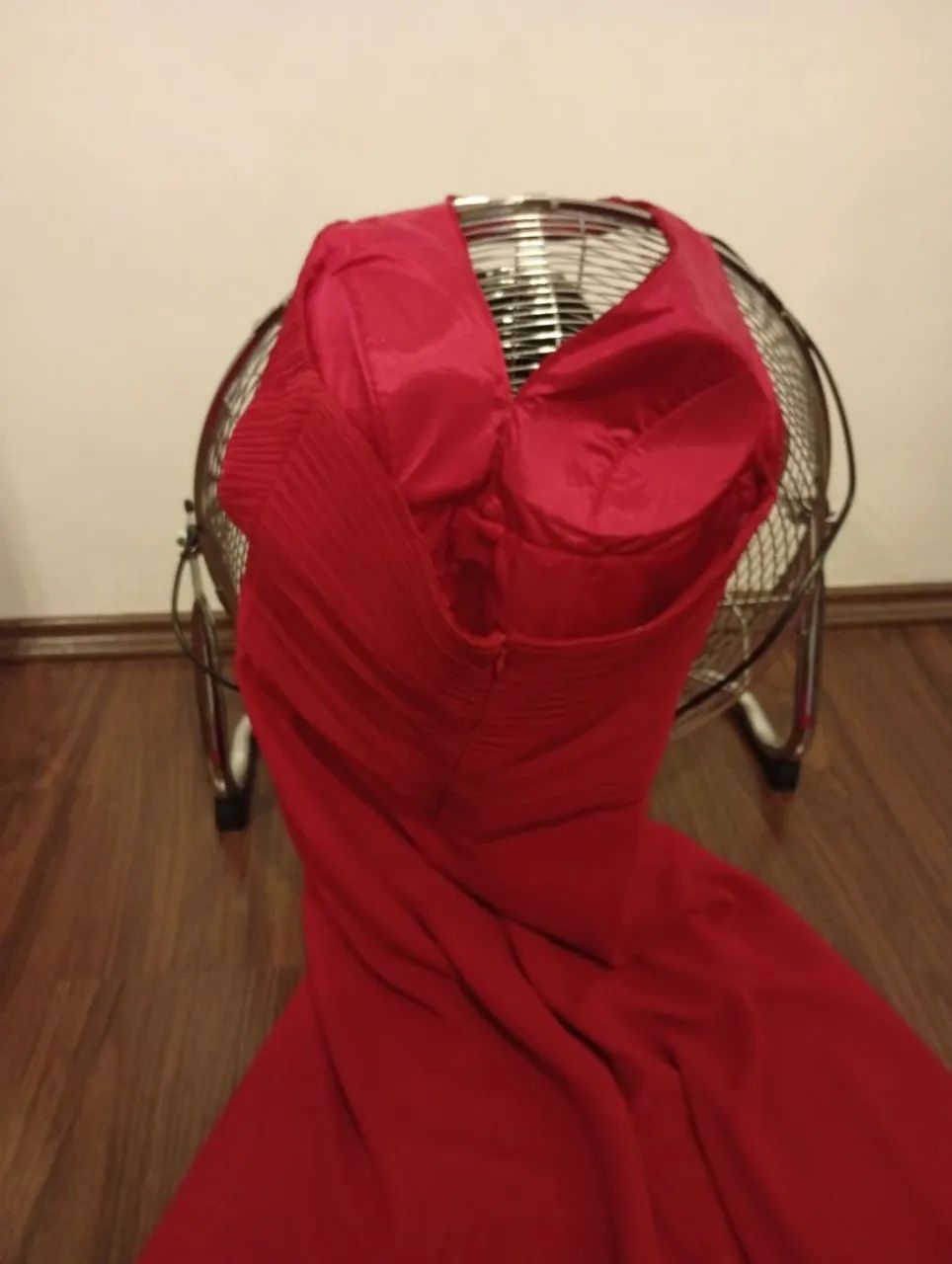 Vestido semi novo impecável  - Foto 3