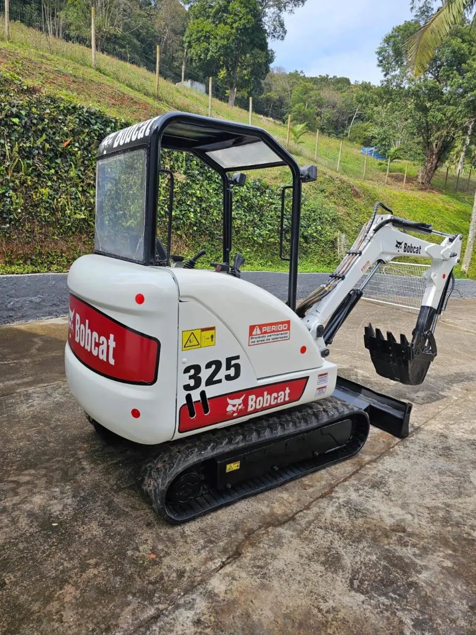 Mini Escavadeira Bobcat Ano 2008 