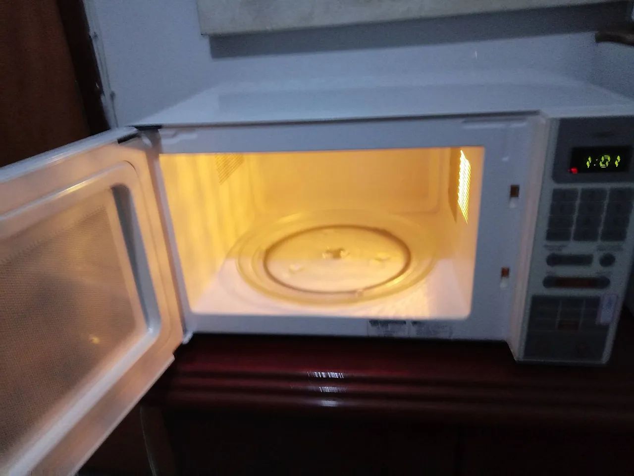 Micro-ondas Brastemp - funcionando perfeitamente! - Foto 3