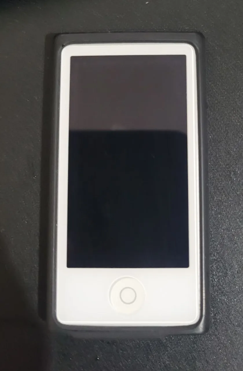 ipod nano 16gb 7\, image size:839x1280