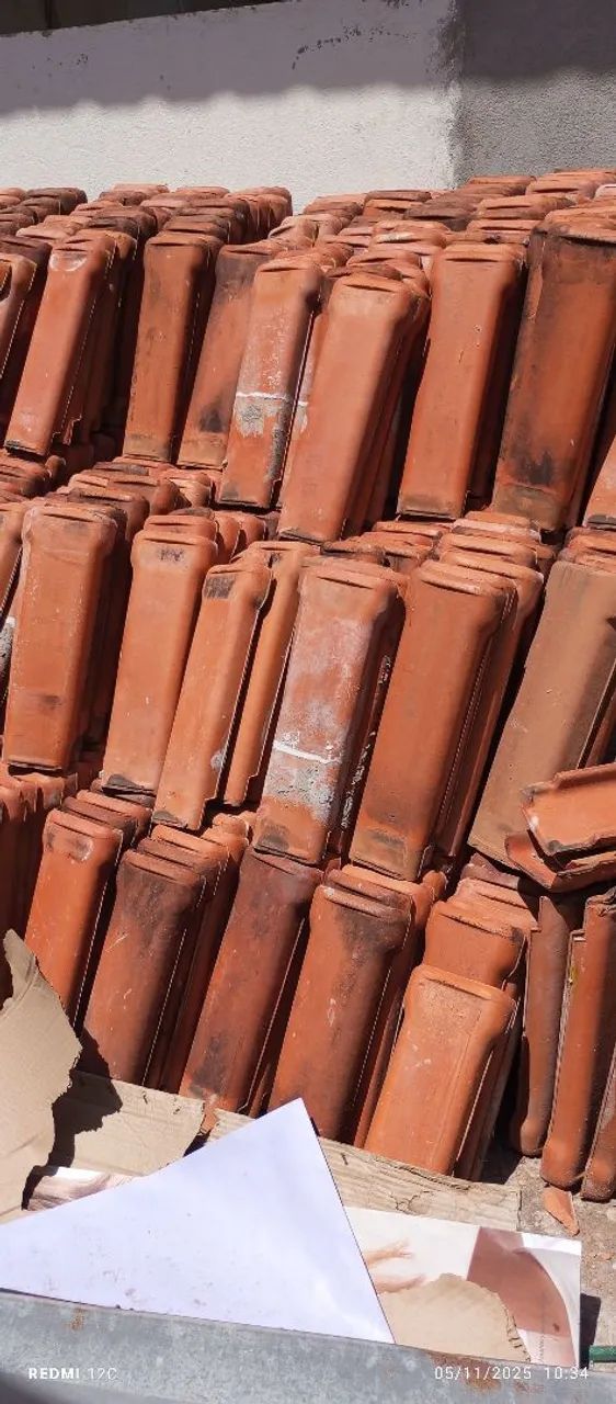 4 Mil telhas plam bem conservadas 550 reais cada milheiro 