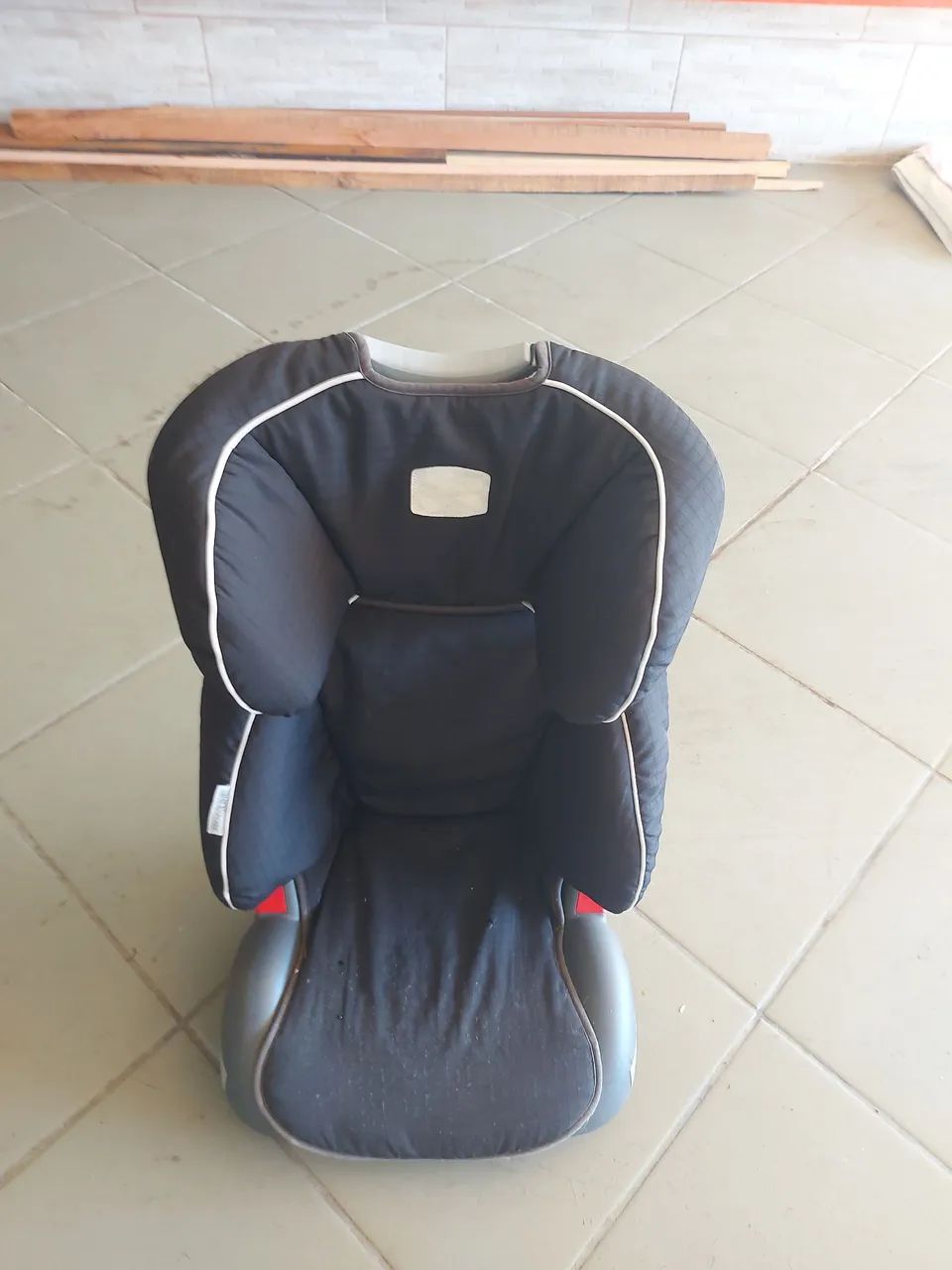 Assento de elevacao britax adventure 