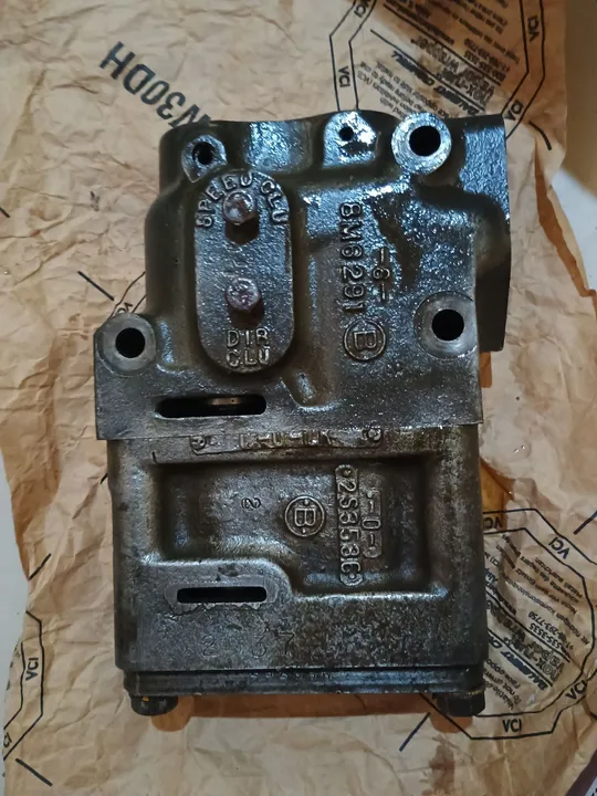 8M6291 Válvula de pressão trator D6 cartepillar