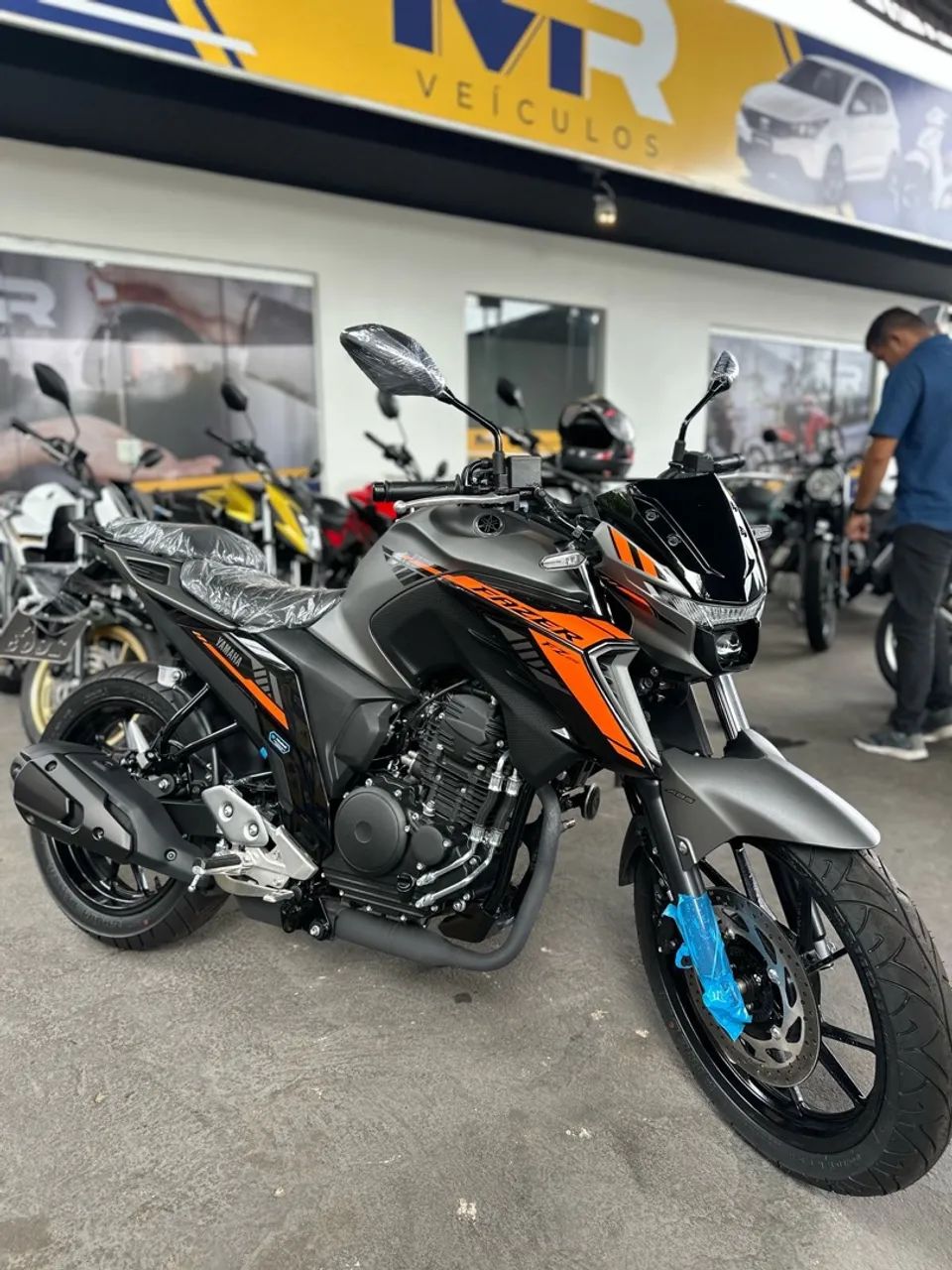 Yamaha Fazer 250 (@mrveiculos ) - Foto 2