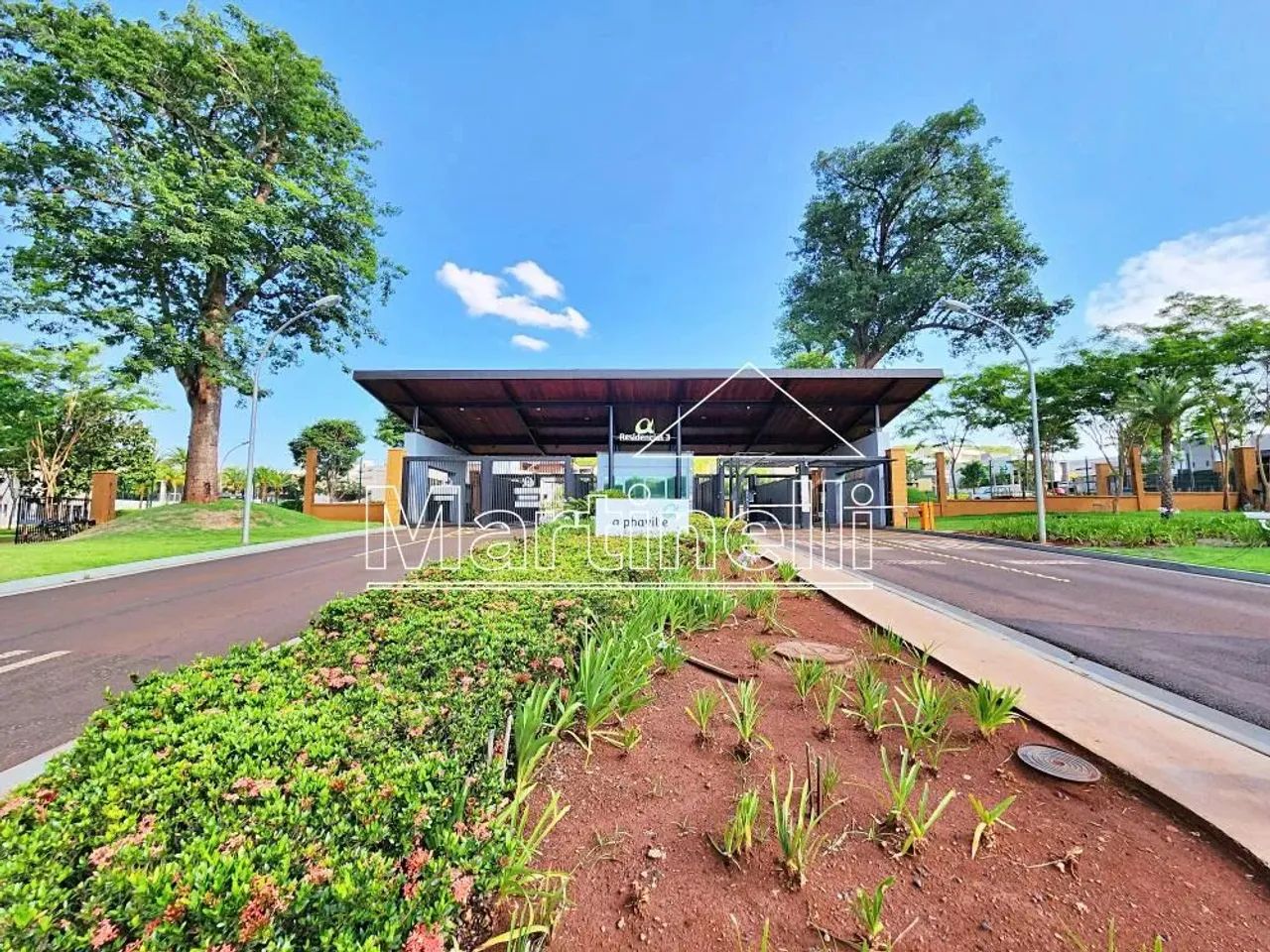 Sobrado ASlto Padrão de 333m² de área construida à venda, próximo ao Taiwan Centrod e Even
