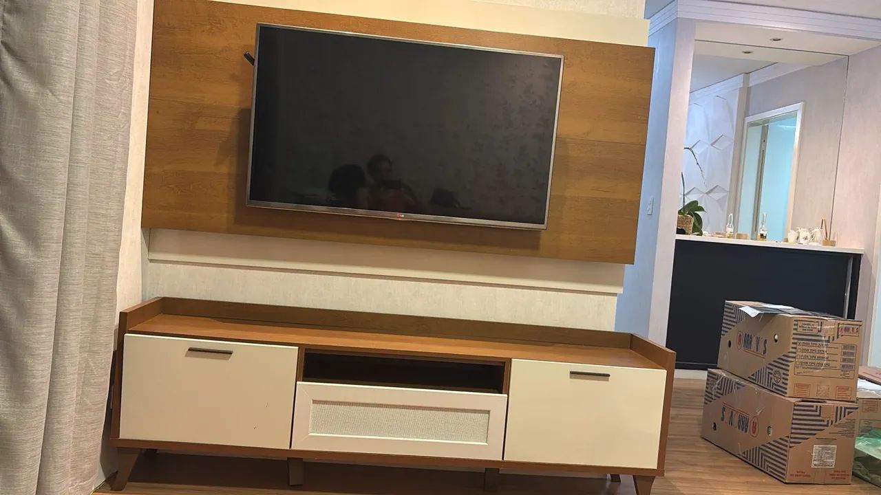 Hack tv( primeiro da foto))