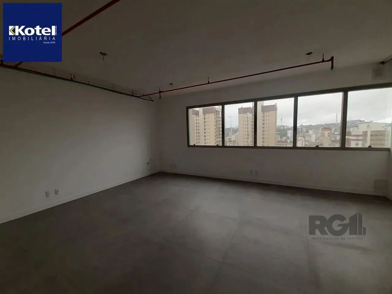 Sala Comercial para locação no Menino Deus, com 01 vaga de garagem coberta - Foto 5