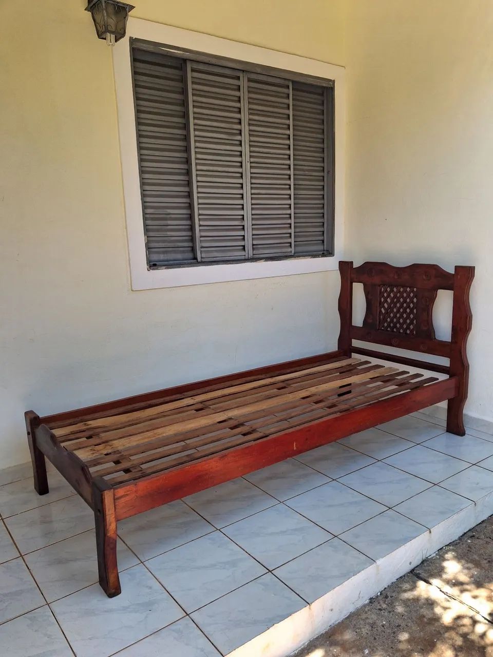 Cama de solteiro 
