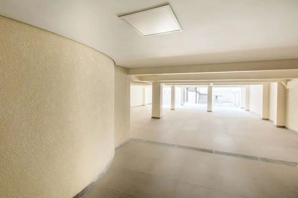 Edifício monousuário para venda, 1,454m²