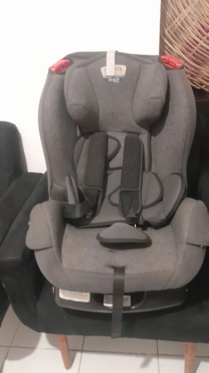 Cadeirinha de carro Matrix Evolution K - Cinza - Foto 2