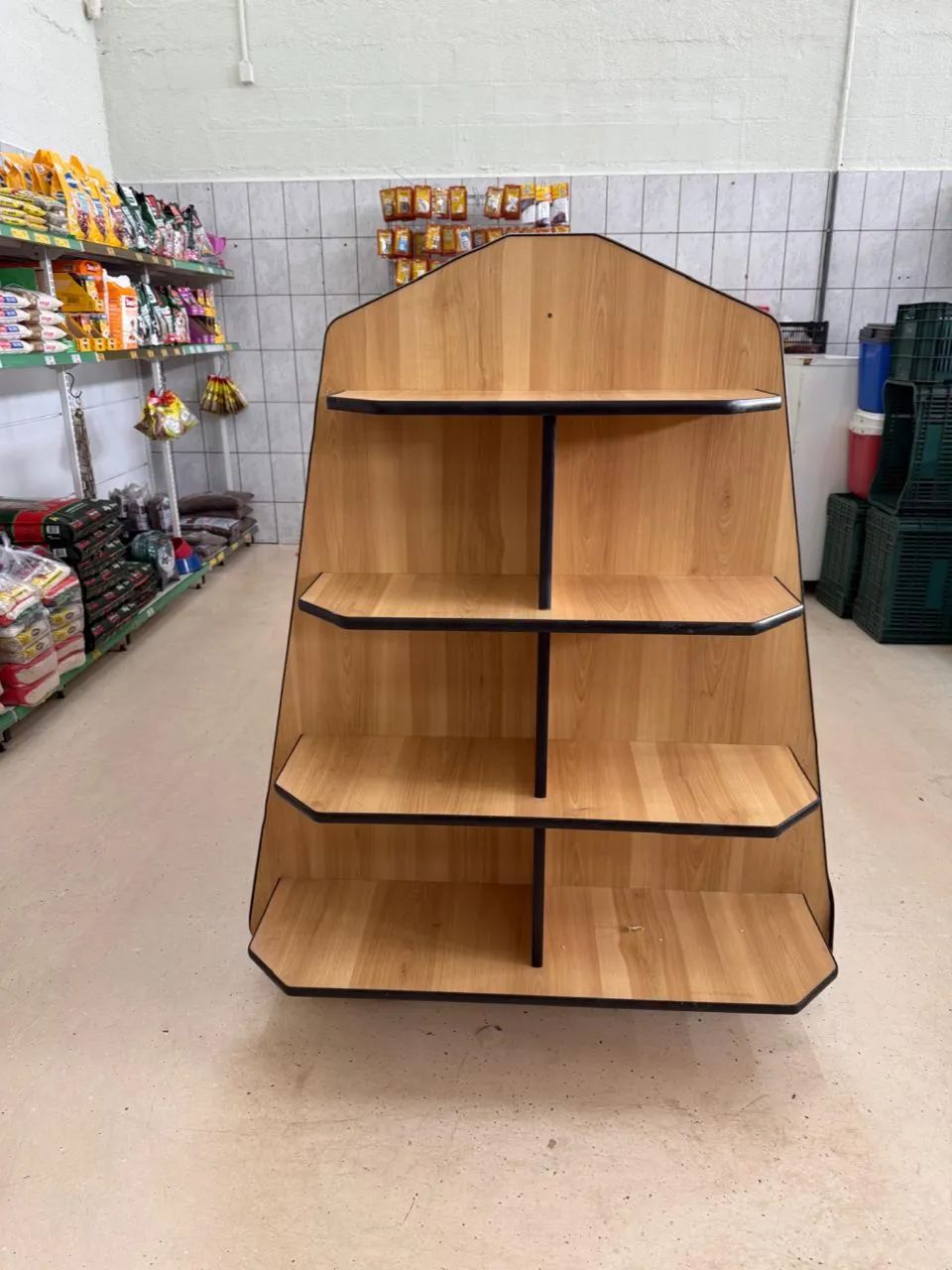 Expositor Central para Pães embalados64167759764482122