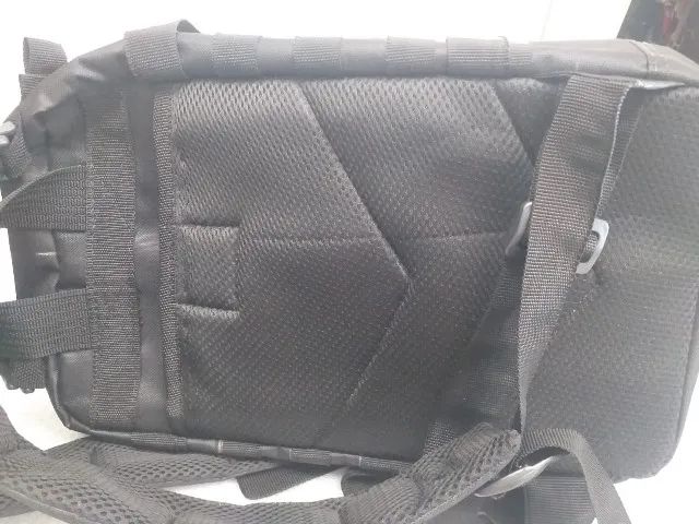 Mochila Tatica Preta 30L - Foto 3