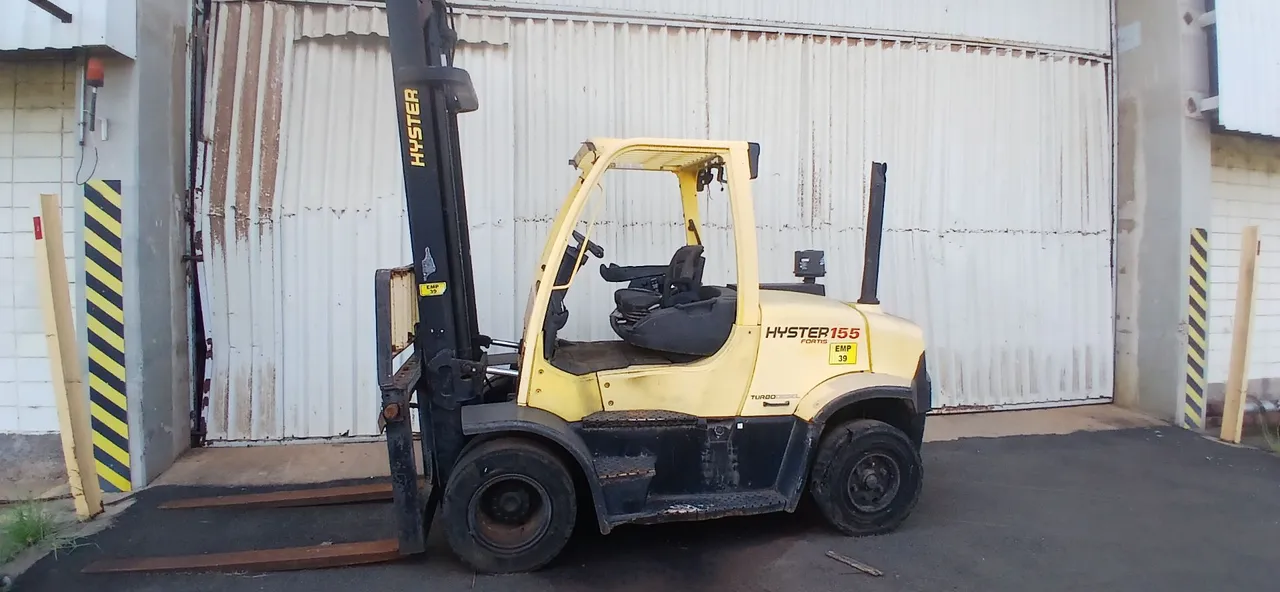 Empilhadeira Hyster 155 Fortis ano 2014