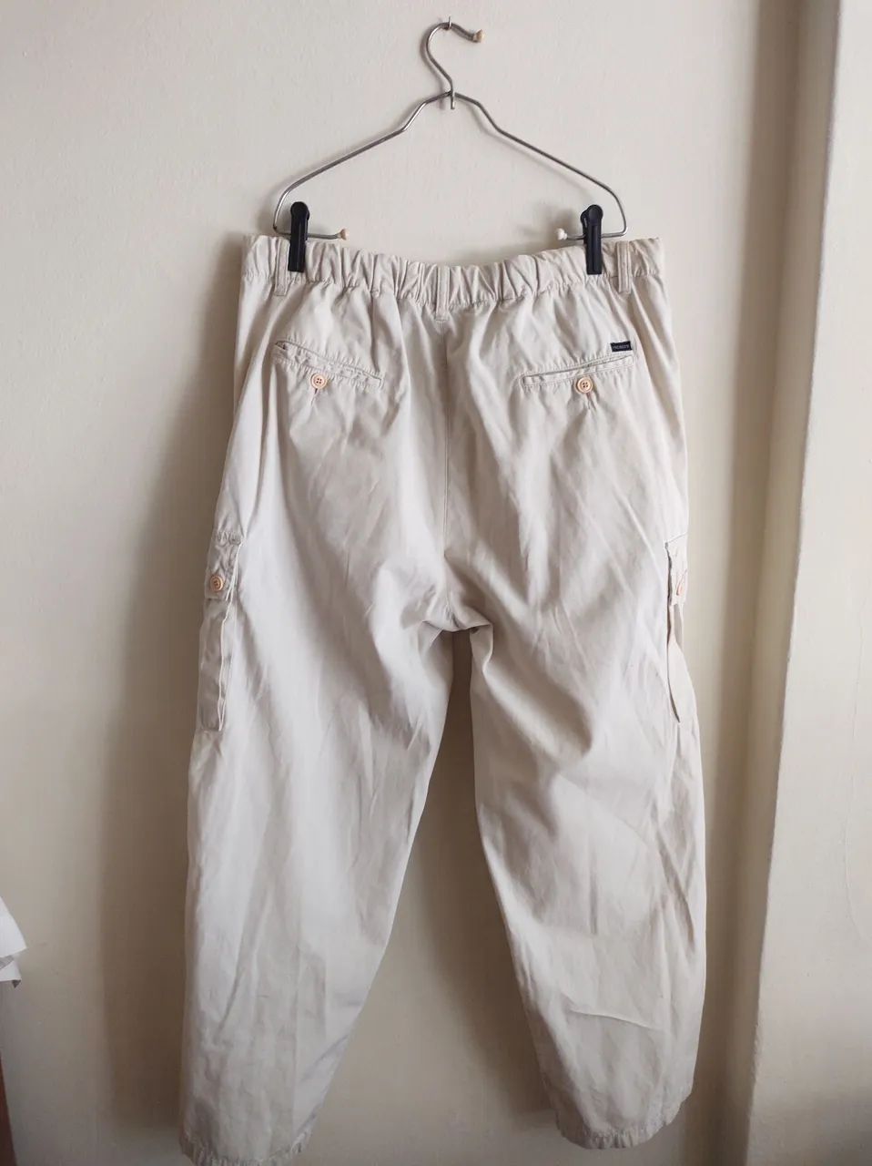 calça bolso creme tamanho GG veste 48  - Foto 2