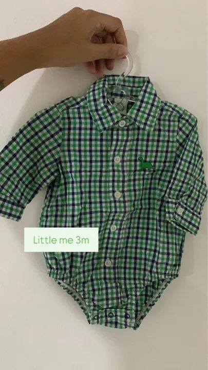 Roupinhas Carters ou similar