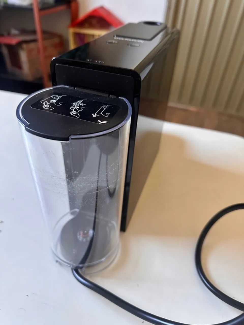 Máquina de Café Nespresso - Usei 1x - Foto 4