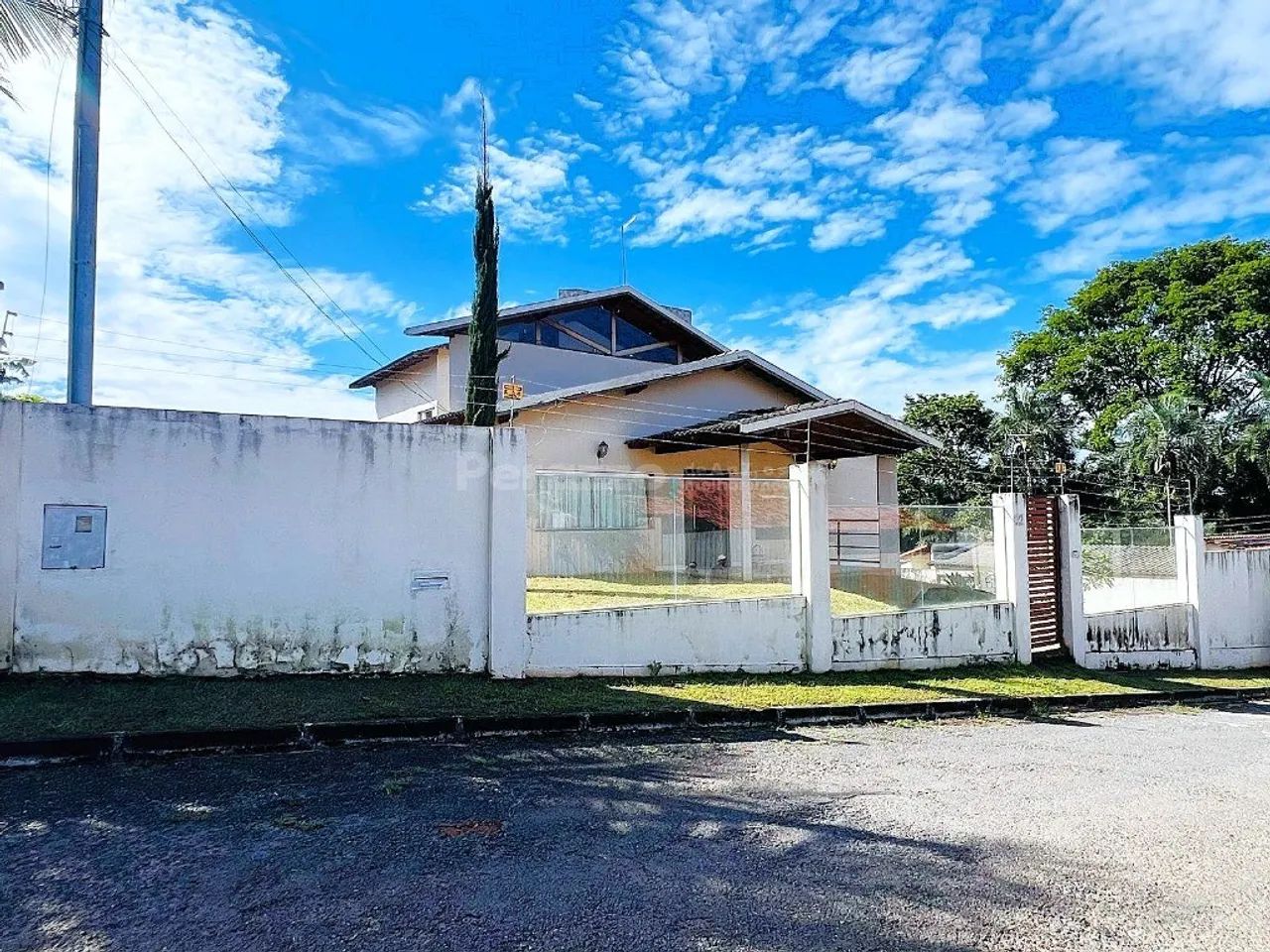 Ótima Casa Estilo Colonial localizada no Mansões Braúna por R$6.500,00. TAXA DE CONDOMÍNIO - Foto 3