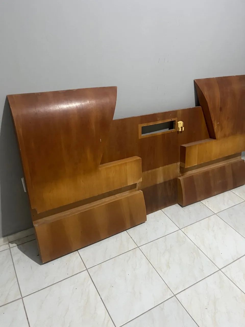 Cabeceira de Cama de Madeira Clássica