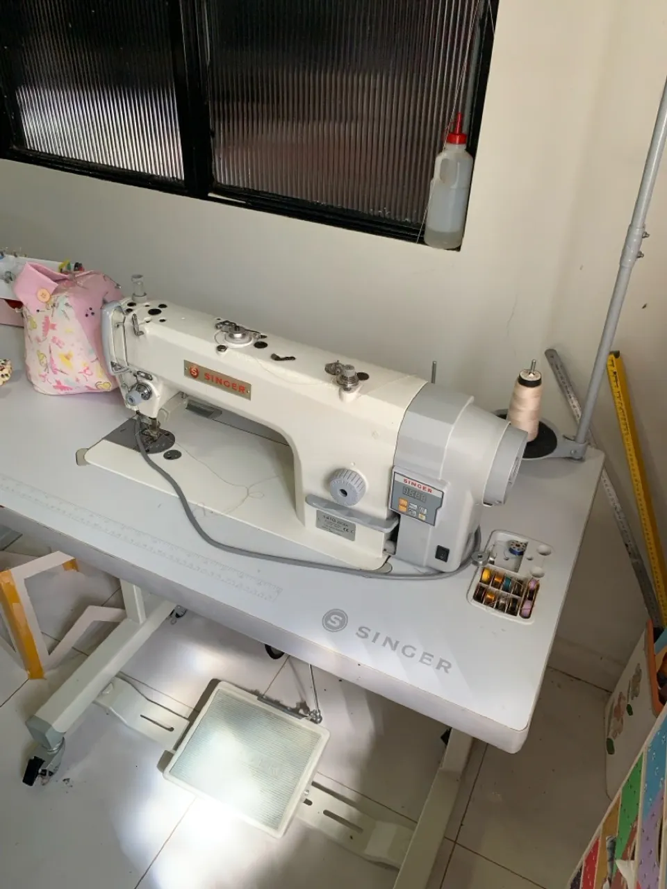 Máquina de Costura Industrial Singer