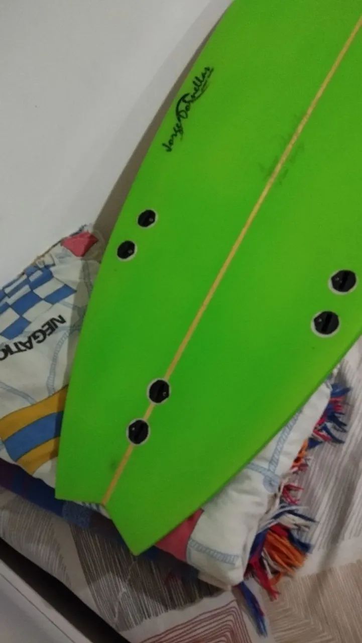 Vende se - prancha 5'11 Customizada $800,00 - Foto 2