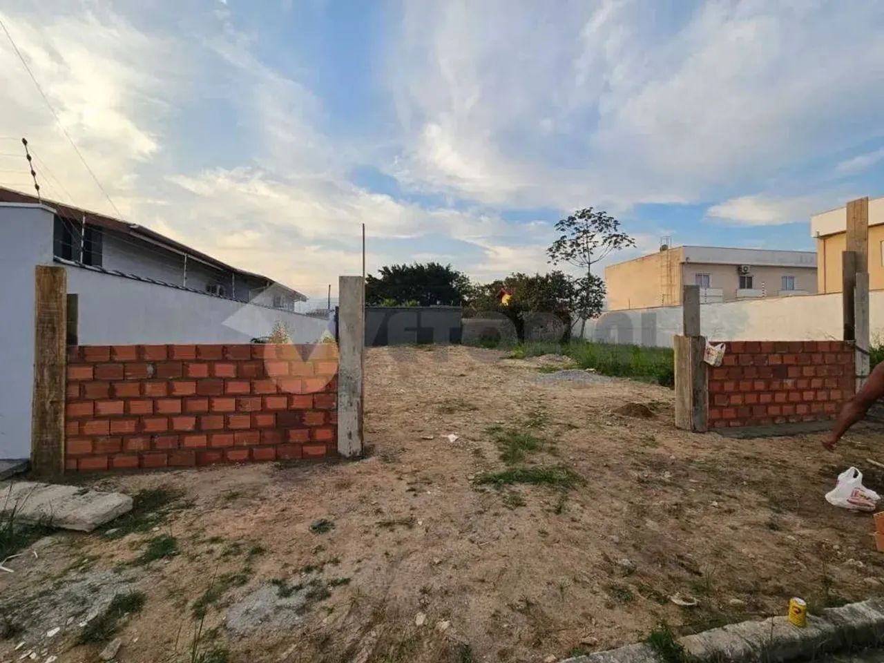Terreno à venda, 360 m² por R$ 385.000 - Pontal de Santa Marina - Caraguatatuba/SP