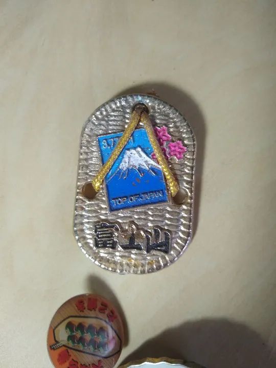 Lote de Pins e Broches Vintage - Foto 4