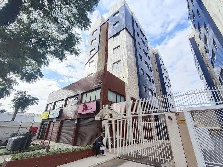 Apartamento com 2 quartos para alugar por R$ 2000.00, 42.00 m2 - REBOUCAS - CURITIBA/PR