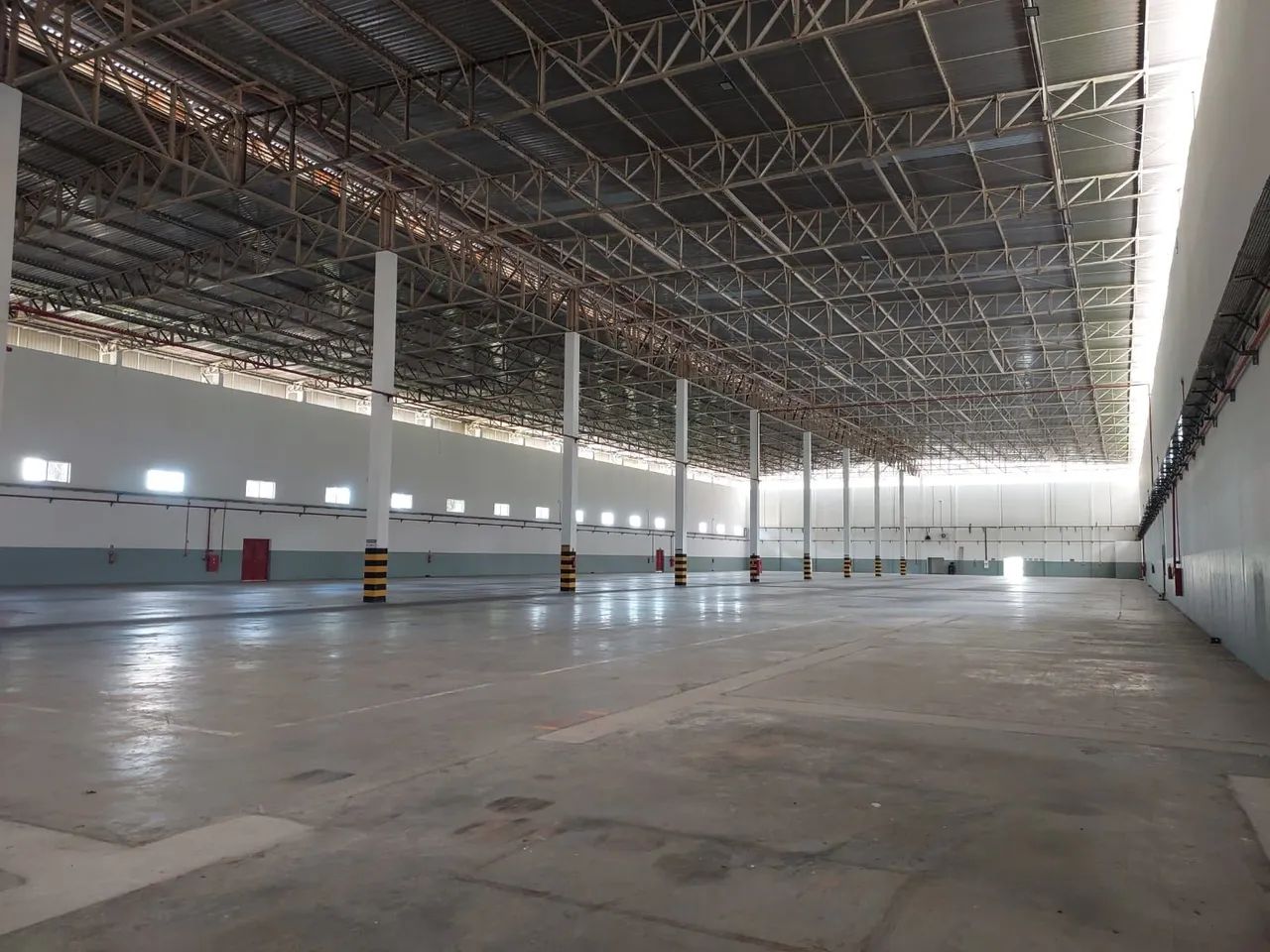 Galpão 7.300m² de Área Construída Av:Torquato tapajos na Entrada do Aeroporto Manaus <br> - Foto 5
