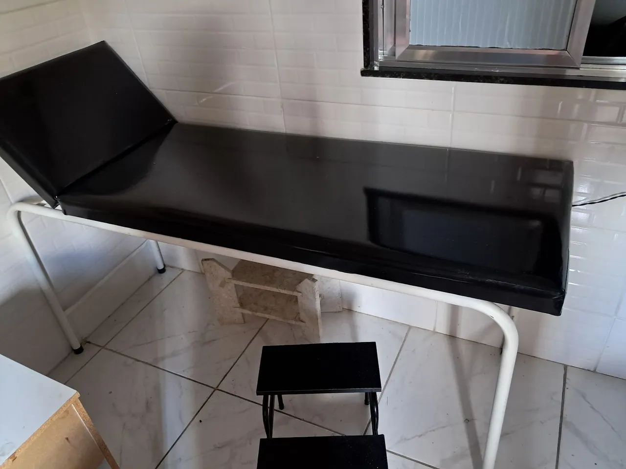 Maca de estetica e escadinha 2 degraus novos