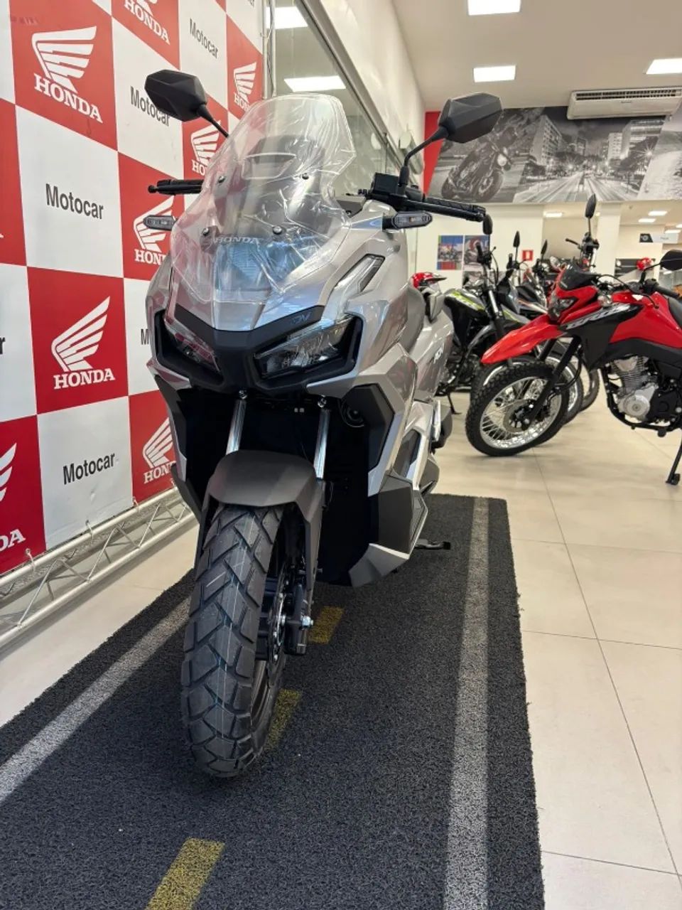 ADV 160 HONDA 