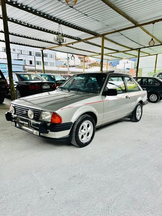 Ford Escort XR3 1.6CHT De Coleção, Original, uma Raridade nos dias de Hoje. 85/86. Novo.  