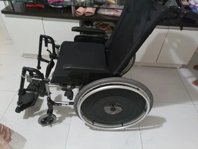 Cadeira de Rodas