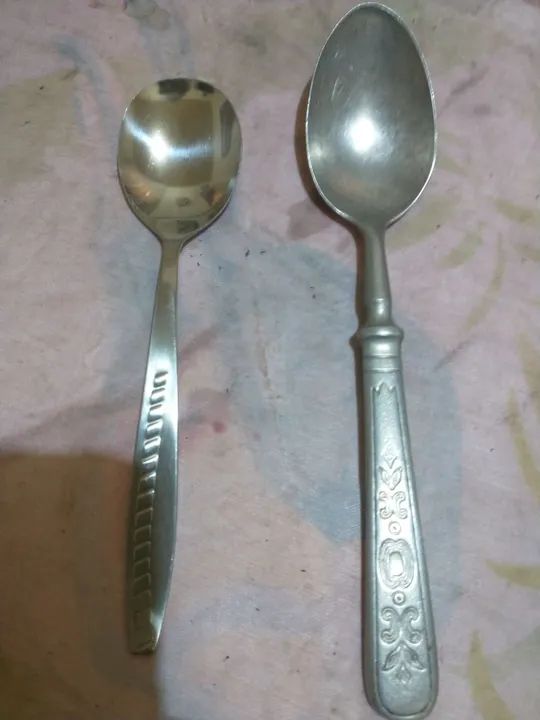 Conjunto de colheres antigas