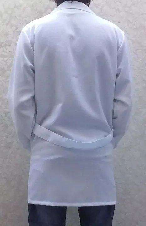 Jaleco Longo C/ Manga Longa Avental 3 Bolsos Branco Tam: G  - Foto 5