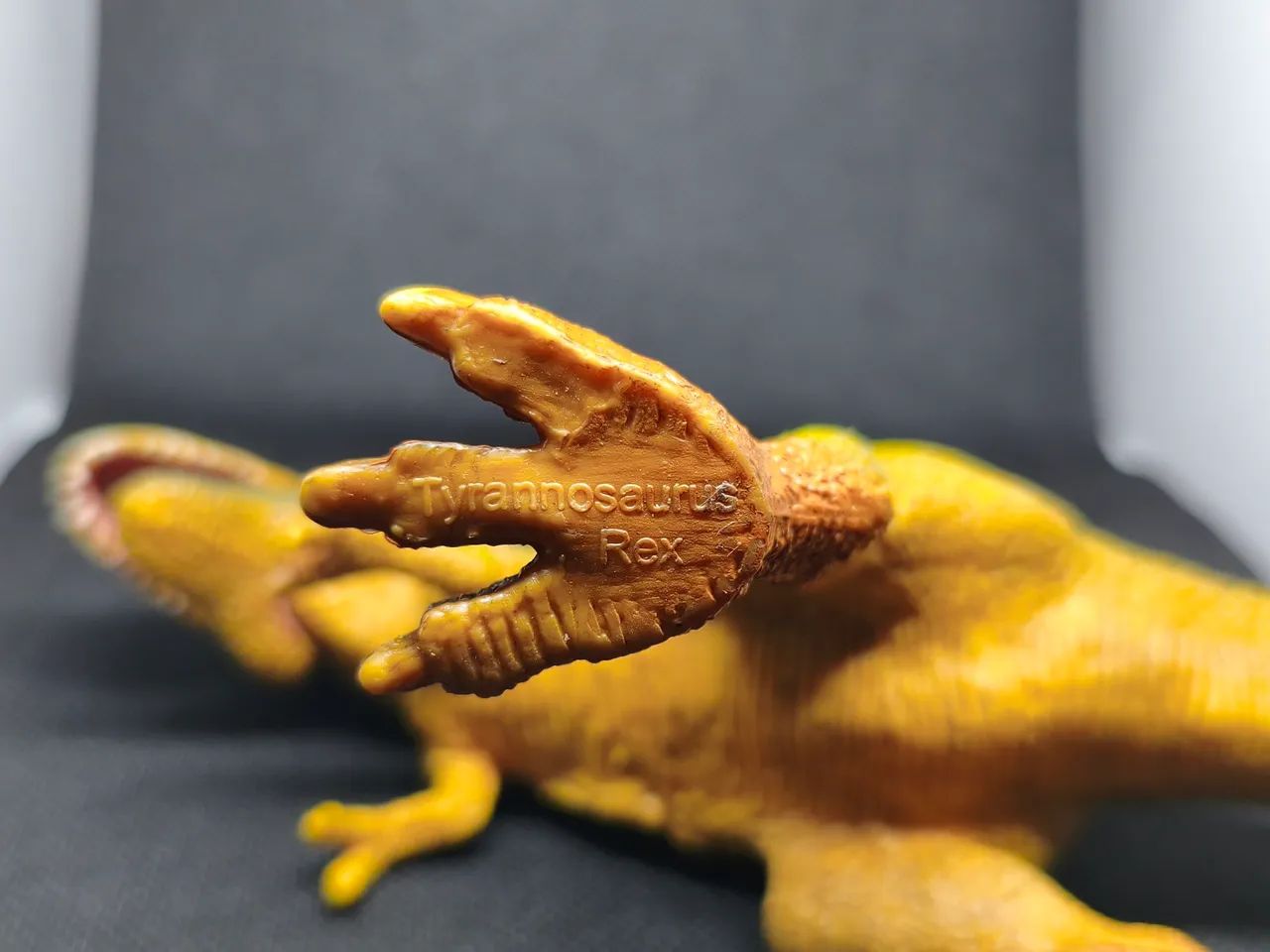Dinossauro de brinquedo T-Rex - Foto 5