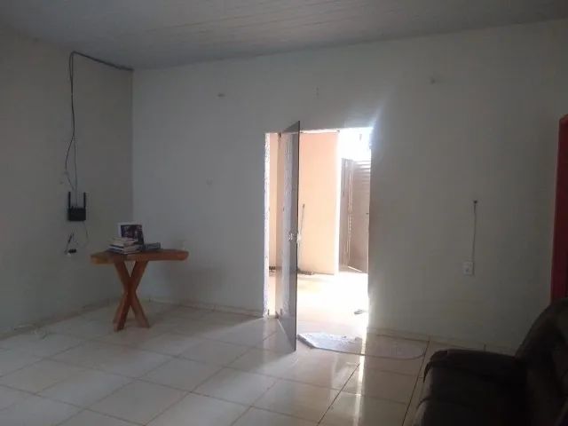 CASA QUITADA, 02 QUARTOS SENDO SUÍTE, SALA, COZINHA GRANDE - Foto 5