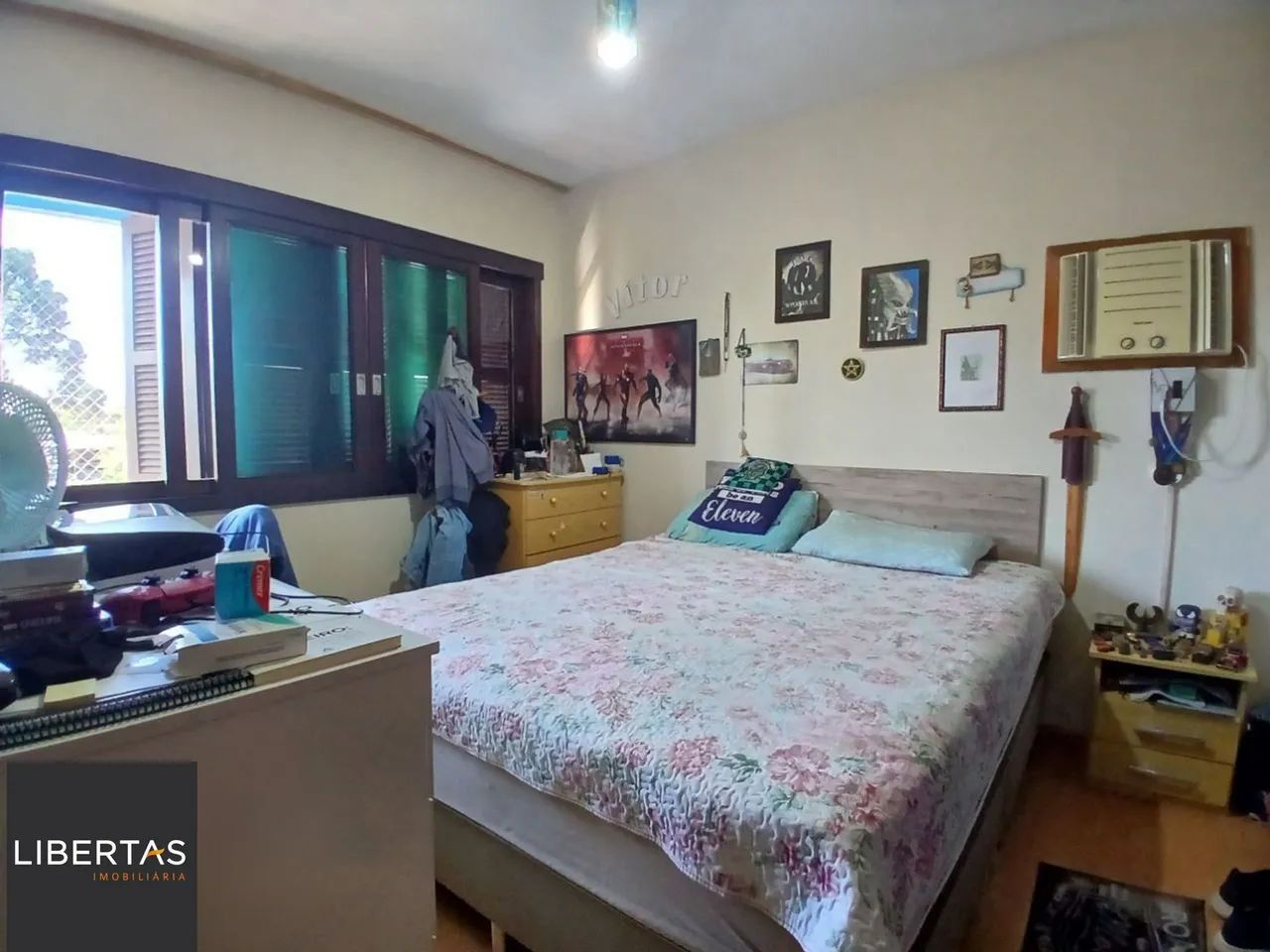Casa com 3 dormitótrios, piscina e 2 vagas de garagem em Canoas. - Foto 11