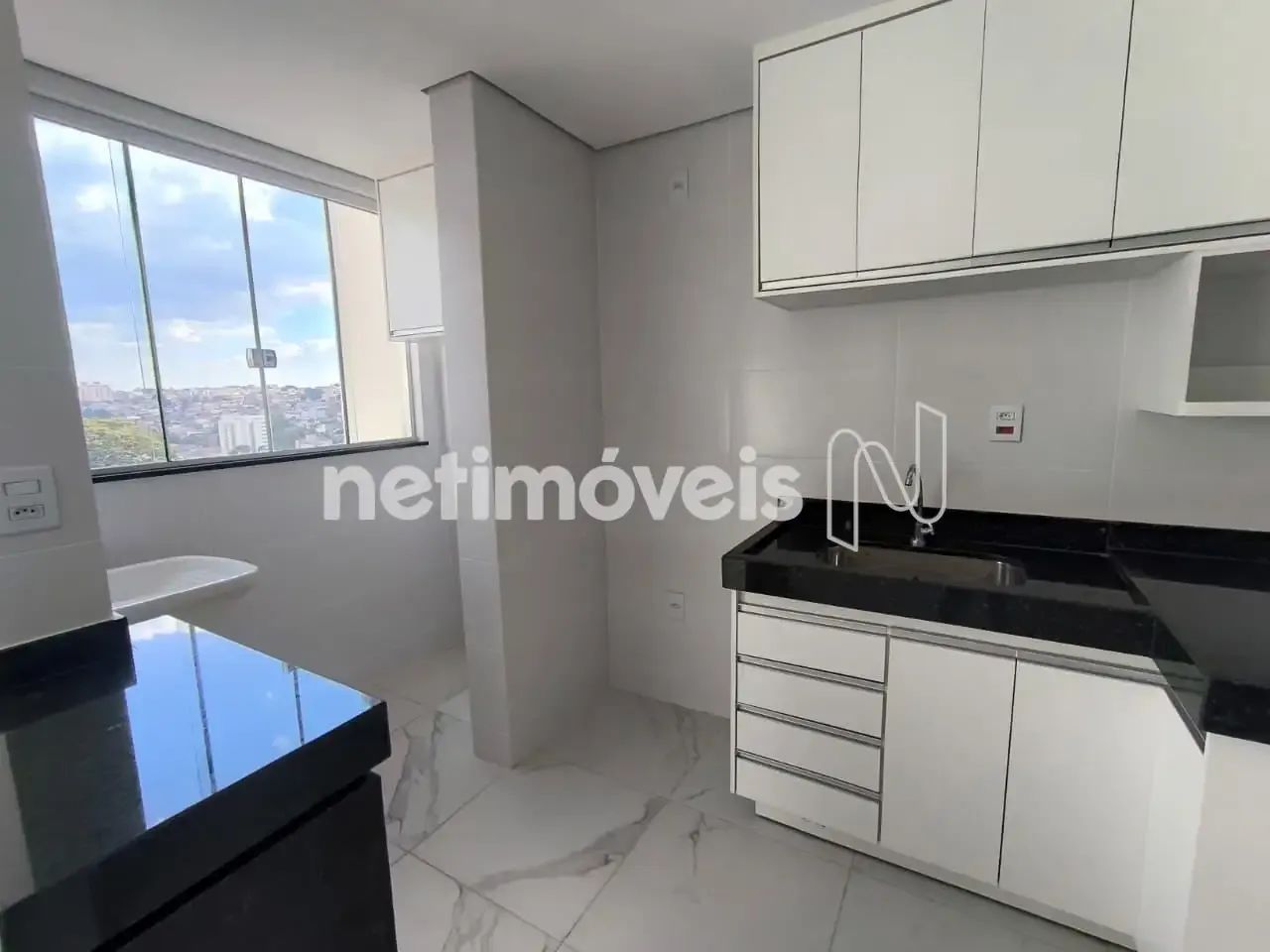 Apartamento de 02 quartos com elevador no Santa Mônica!!! - Foto 3