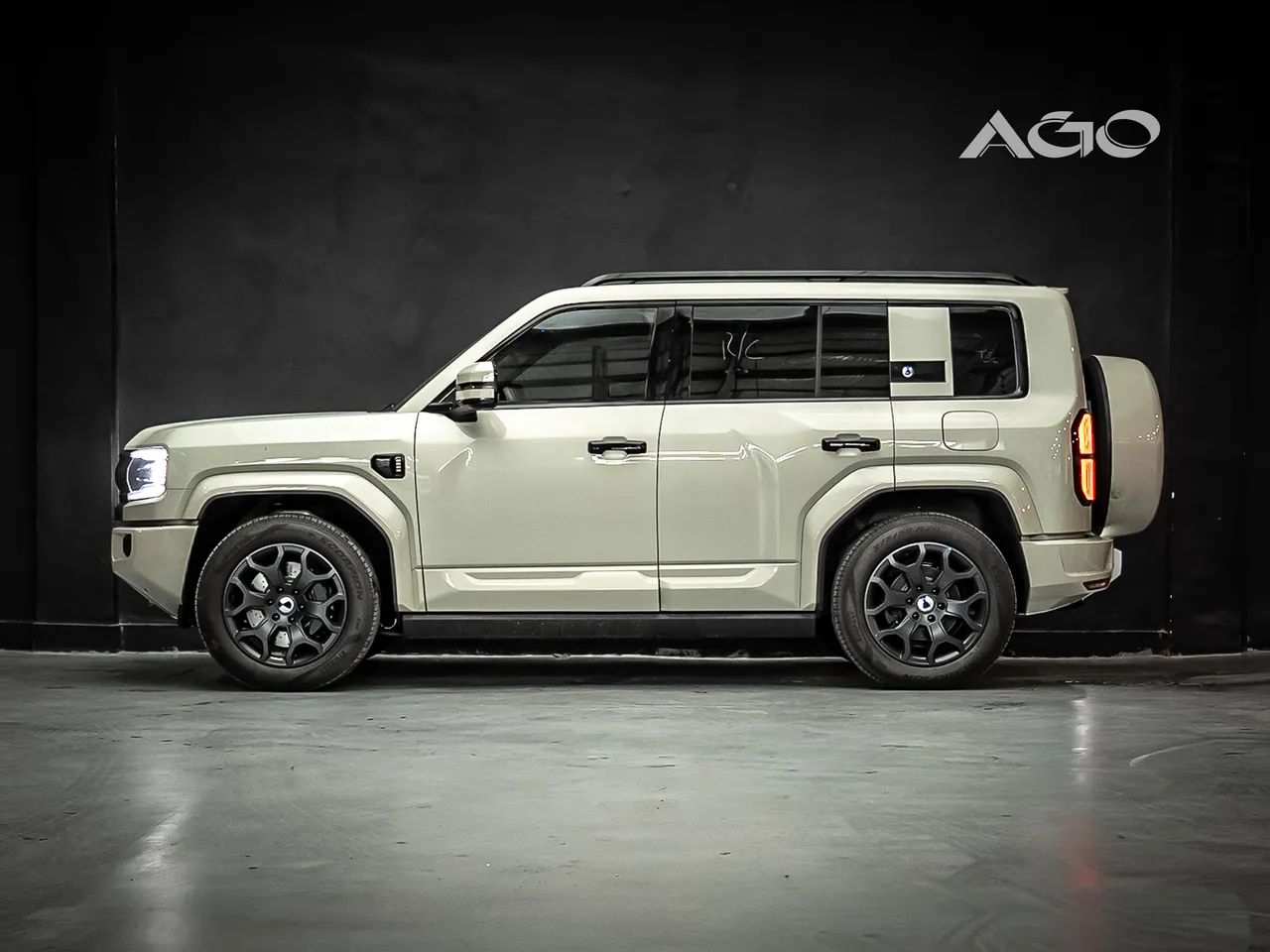 Denza B5 SUV híbrido plug-in, foto 6 de 16
